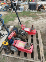 Miscellaneous pallet of jacks