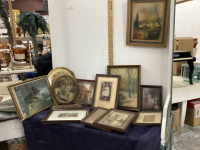 BOX OF VINTAGE/ANTIQUE FRAMES & PICTURES