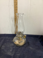 WHITE FLAME LIGHT CO. KEROSENE LAMP - CLEAR BASE