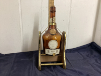 LIQUOR BOTTLE HOLDER