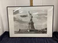 WAR PLANE OVER THE STATUE OF LIBERTY PICTURE