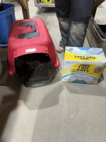 Pet kennel and cat litter