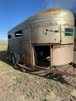 16 foot Wiley bumper pole, livestock trailer