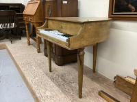 ANTIQUE WURLITZER "INFANT" BABY GRAND WARM-UP PIANO FOR SILENT MOVIES