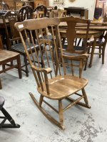 WOOD ROCKING CHAIR