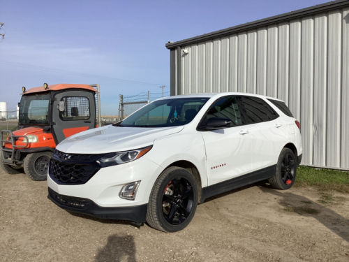 2019 CHEVY EQUINOX AWD SUV - WHITE ( estate )