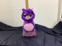 BATTERY OPERATED "HATCHIMALS" CREATURE