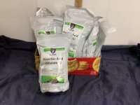 (10) BAGS OF ASCORBIC ACID (VITAMIN C)