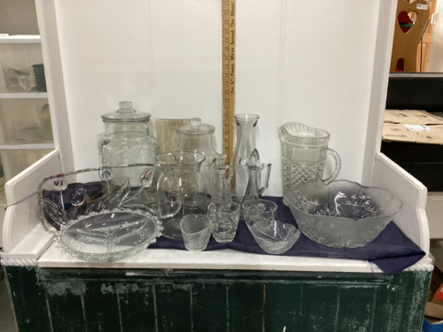 (2) BOXES W/ CLEAR GLASSWARE