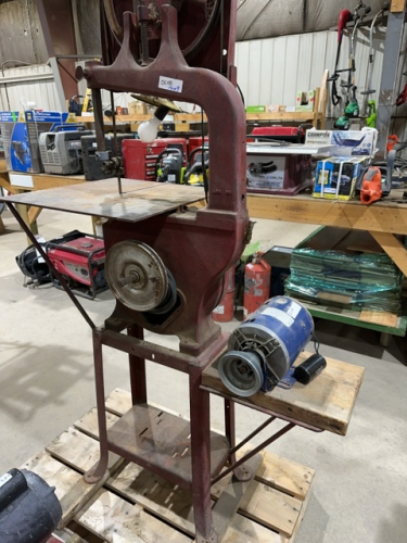 Band saw