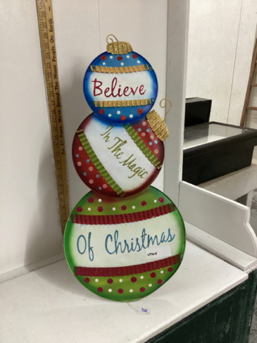 METAL CHRISTMAS DECOR W/ STAND