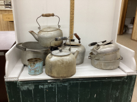 VINTAGE ALUMINUM KETTLES & POTS