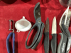 5 ASSORTED BOWLS, KNIVES, KITCHEN GADGETS - 3