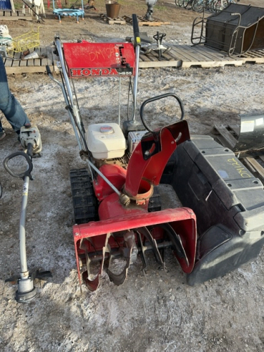 Honda HS 55 snow thrower - RUNS