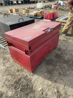 Steel tool chest