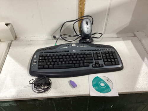 LOGITECH KEYBOARD WITH CORDLESS RECHARGEABLE MOUSE