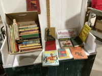 VINTAGE BOOKS