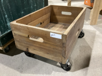 ROLLING WOOD CRATE