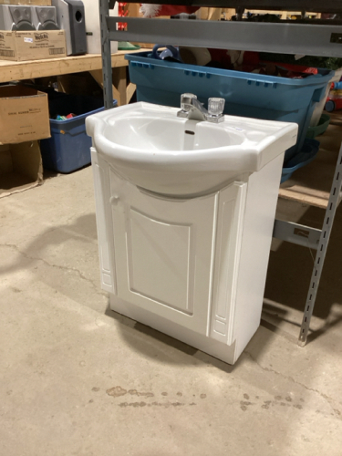 BATHROOM VANITY WITH SINK