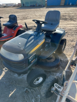 Craftsman LT 1000 riding lawnmower