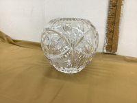 CRYSTAL VASE