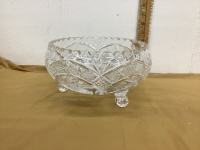 FOOTED PINWHEEL CRYSTAL BOWL