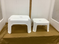 (2) STEP STOOLS - ONE IS RUBBERMAID