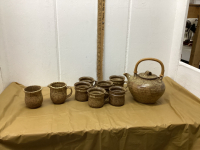 POTTERY TEA POT, (6) MUGS & CREAM & SUGAR