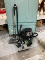 RAINBOW VACUUM MODEL E-2 FOR PARTS - MISSING THE WATER CONTAINER