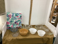 BOX W/ VINTAGE ITEMS - SMALL SUNBURST BOWL, BLUE DEPERESSION GLASS CANDY DISH, (2) WHITE FEDERAL GLASS BOWLS, OVAL PYREX CASSEROLE