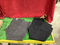 2 PAIRS OF PANTS SIZE 36 X 32