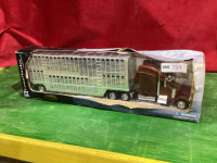 “LONG HAULER” TOY CATTLE LINER