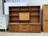 VINTAGE DISPLAY/BOOKCASE W/ CENTRE FOLD DOWN BAR AREA