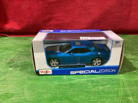 MAISTO DIE CAST METAL 2008 DODGE CHALLENGER SRT8