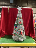 CHRISTMAS TREE GARLAND WRAPPED ON CHICKEN WIRE FRAME