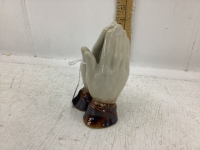 MEDALTA, REDCLIFF - PRAYING HANDS