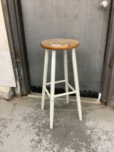 WOOD STOOL