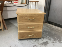 3-DRAWER SIDE TABLE