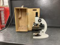 VINTAGE MICROSCOPE IN WOOD BOX