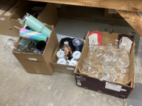 (3) BOXES W/ MISC KITCHEN ITEMS - WINE GLASSES, GO CUPS, MUGS