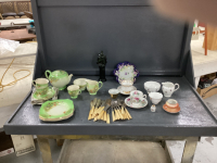 TEA CUP SET