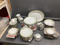 NORITAKE - RALEIGH DISH SET