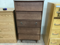 RETRO DRESSER