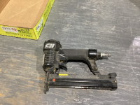 CH AIR NAILER/STAPLER