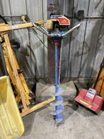 ICE MASTER ICE AUGER