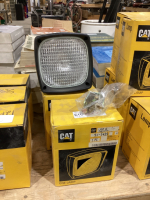 (2) BOXES OF CATERPILLAR LAMPS -9X-1439