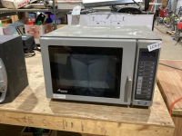 AMANA COMMERCIAL MICROWAVE