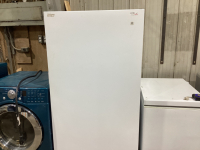 GE UPRIGHT FREEZER