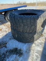 2 Truck tires