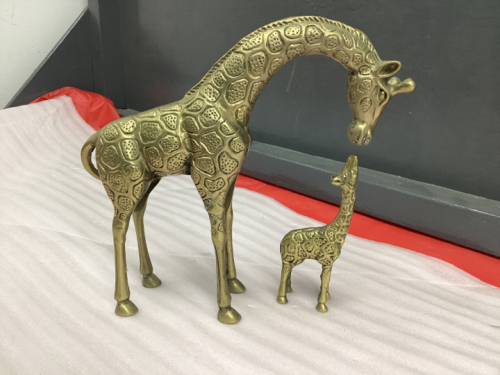 BRASS GIRAFFE - MOTHER & BABY